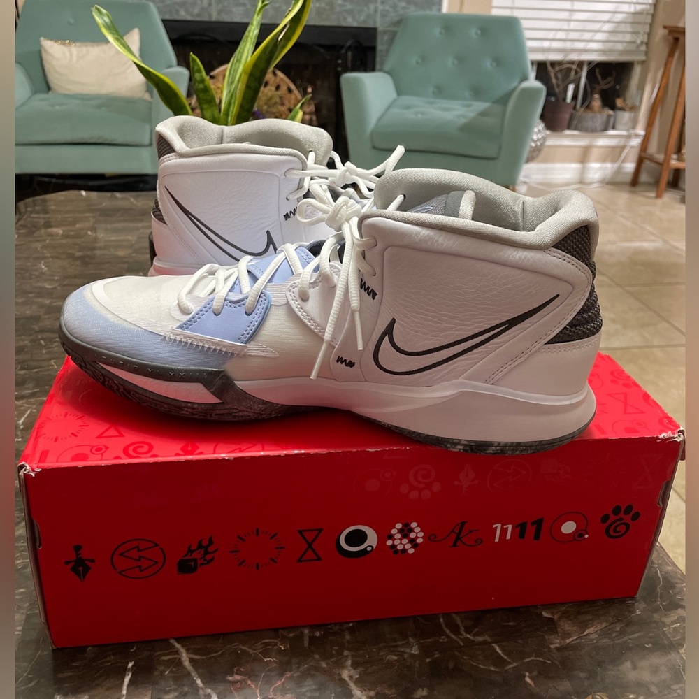Kyrie Infinity Nike
